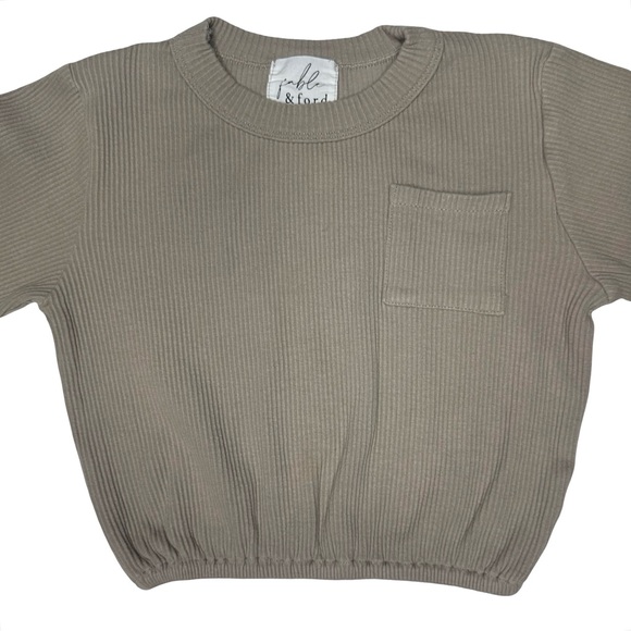 Fable & Ford Ribbed Set - Picture 3 of 7